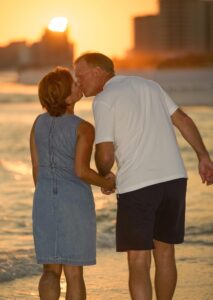 Romanic anniversary photo at the beach